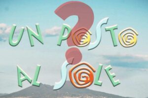 Il logo di Un posto al sole con un punto interrogativo